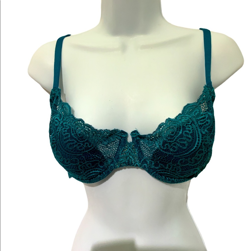Victoria Secret Very Sexy Blue Lace Push Up Bra